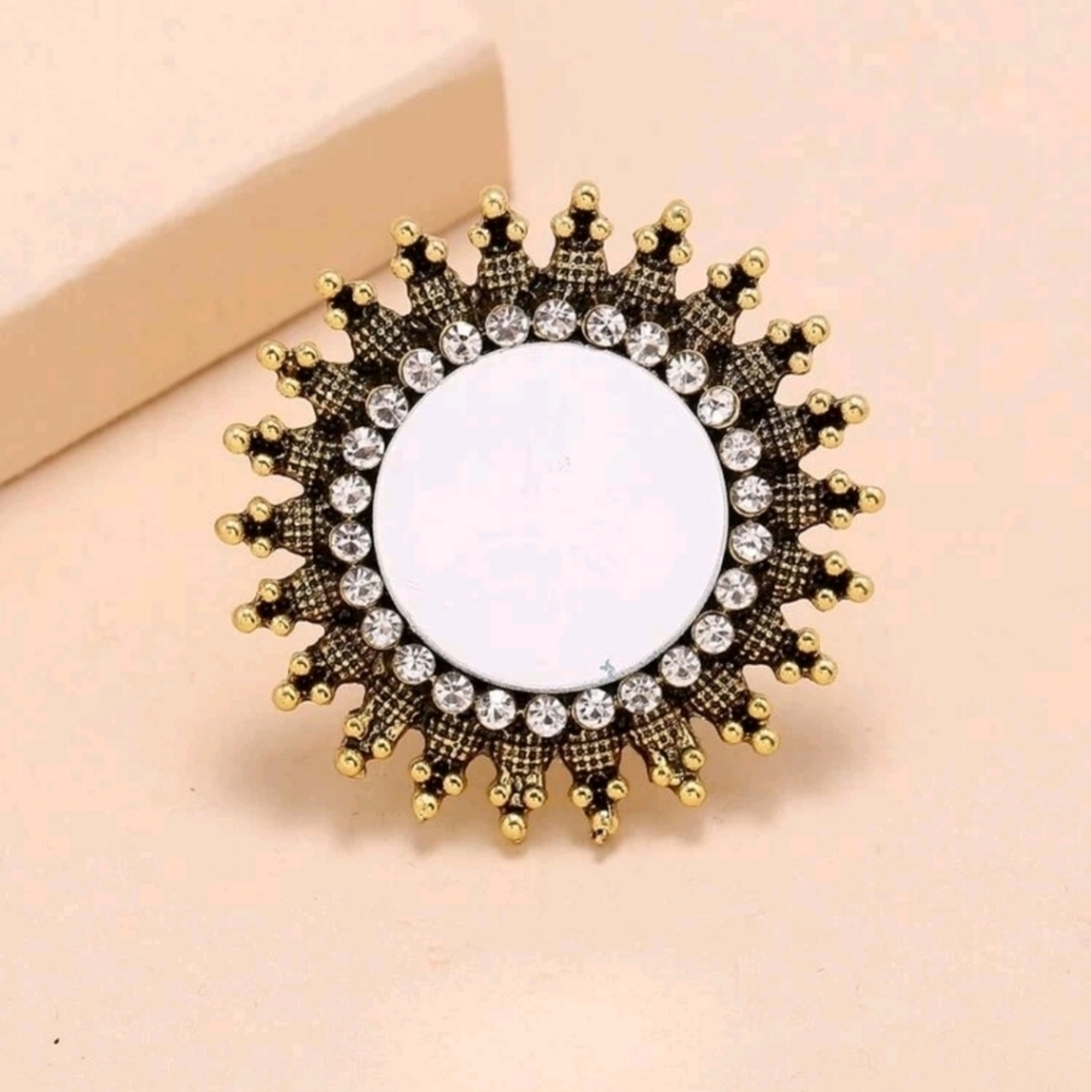 Sun-Ray Rhinestone Mirror Ring - Gold, Clear - Picture 2 of 4